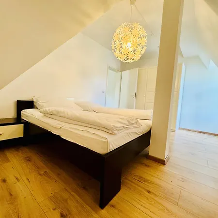 Hotel Gautinger Hof - Ruhig Im Fuenf-seen-land Nahe S-bahn Und Muenchen 3*