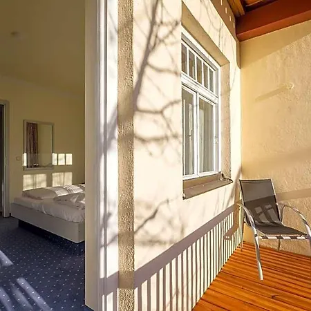 Hotel Gautinger Hof - Ruhig Im Fuenf-seen-land Nahe S-bahn Und Muenchen