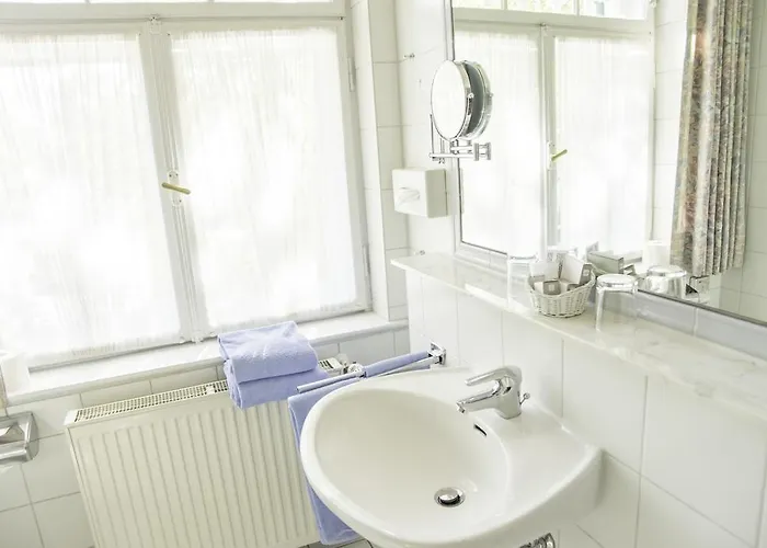 Hotel Gautinger Hof - Ruhig Im Fünf-seen-land Nahe S-bahn Und München